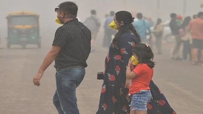 ’’ اگر آپ کے پھیپھڑے کمزور ہیں تو فوراً دہلی چھوڑ دیں‘ آلودگی پر ڈاکٹر رندیپ گلیریا کاانتباہ