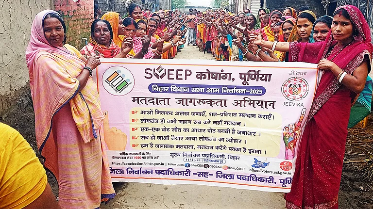 ’بہار کے نوجوانوں کو ریلز کا نیا نشہ دیا جا رہا ہے، ہمیں روزگار چاہیے‘- راہل گاندھی کا مودی حکومت پر سخت حمل