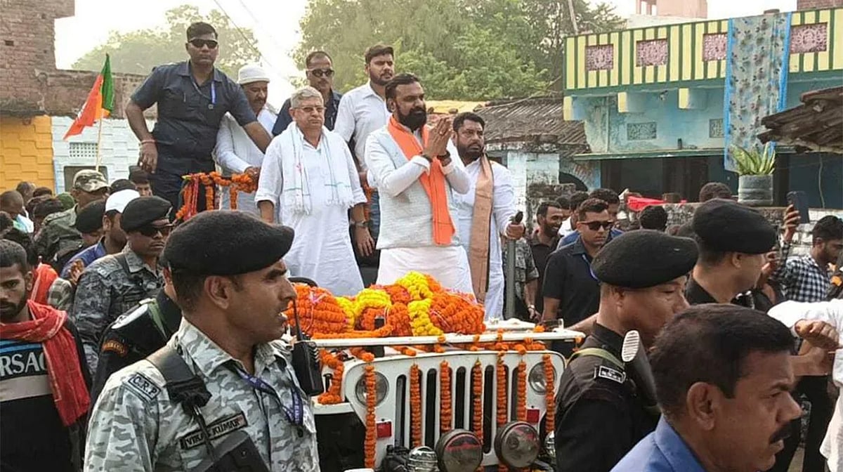 بہار اسمبلی انتخابات: للن سنگھ اور سمراٹ چودھری کے روڈ شو پر کارروائی، ضابطہ اخلاق کی خلاف ورزی کا مقدمہ درج