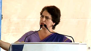 بہار نے گاندھی جی کو راستہ دکھایا، مگر این ڈی اے حکومت نے اس سرزمین کو نظر انداز کیا: پرینکا گاندھی