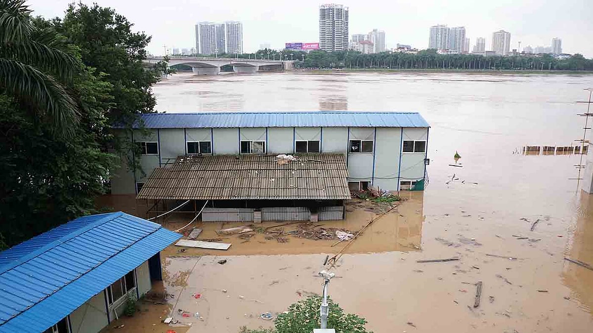 <div class="paragraphs"><p>فلپائن میں طوفان ’کالمیگی‘ کے سبب آئے سیلاب کا منظر / آئی اے این ایس</p></div>