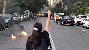 ایران میں خشک سالی ! شوریٰ کے رکن نے موجودہ صورتحال کے لیے خواتین کو بتایا ذمہ دار