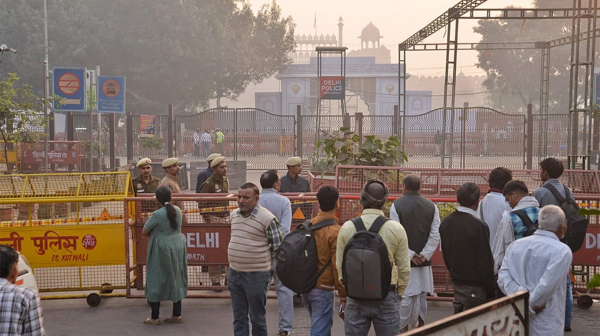 دہلی کار دھماکہ: لال قلعہ تین دن کے لیے بند، اے ایس آئی نے جاری کیا حکم نامہ