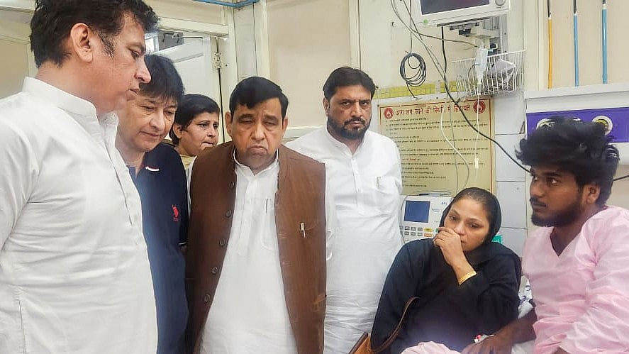 وزیر داخلہ امت شاہ کو استعفیٰ دینا چاہئے: دیوندر یادو