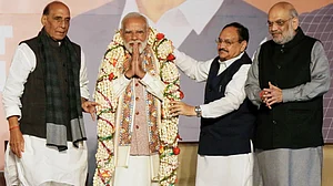 بہار اسمبلی انتخابی نتائج کے بعد وزیر اعظم مودی ساتویں آسمان پر، کانگریس میں تقسیم کی پیشن گوئی کی