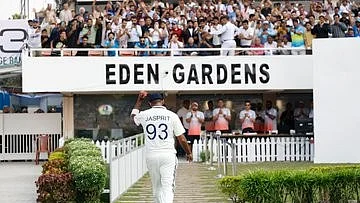 <div class="paragraphs"><p>جسپریت بمراہ، تصویر سوشل میڈیا، بشکریہ&nbsp;@BCCI</p></div>