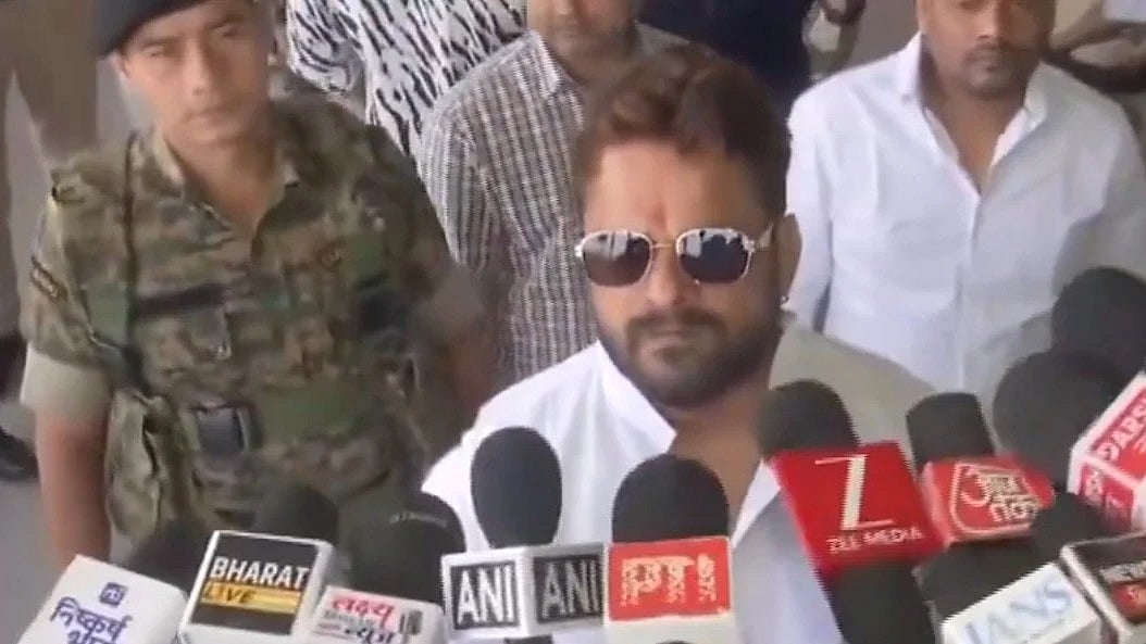 چھپرا میں شکست کے بعد کھیساری لال یادو کا بیان، ’میں سیاست میں آنا ہی نہیں چاہتا تھا‘