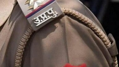 شادی شدہ خاتون کے قتل کے الزام میں پولس سب انسپکٹر اور خاتون کا شوہر گرفتار