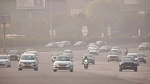 زہریلی ہوا سے دہلی والوں کو نہیں ملی راحت، اے کیو آئی 400 سے تجاوز