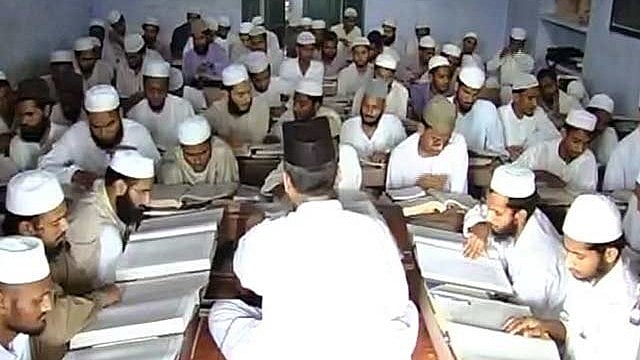 اترپردیش میں مدارس کے لیے نیا اصول جاری! اے ٹی ایس کے پاس جمع کرانا ہوگا تمام طلباء اور اساتذہ کا ریکارڈ