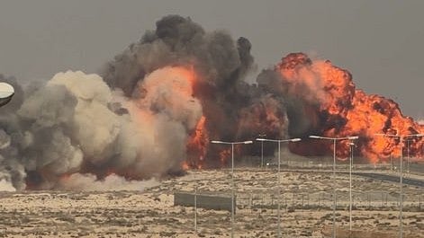 تیجس حادثہ میں پائلٹ نمانش کی موت کے باوجود ’دبئی ایئر شو‘ جاری رہنے سے امریکی پائلٹ ہوا ناراض، اپنا پروگرام کیا رَد