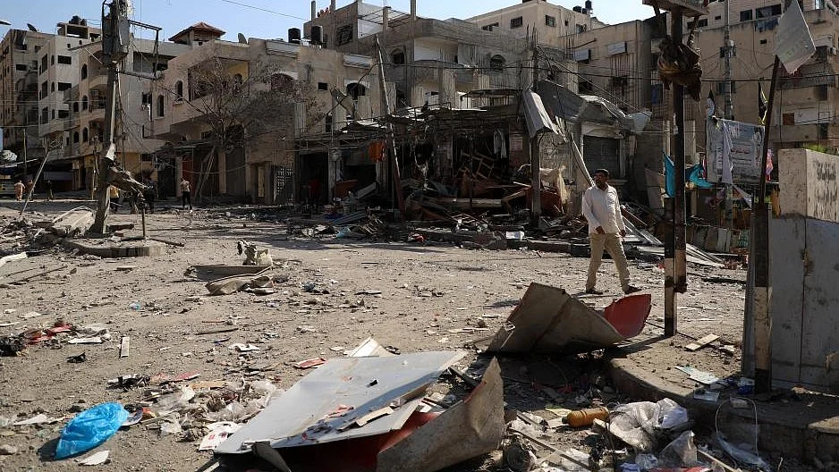 غزہ میں اسرائیلی فضائی حملہ، القسام کمانڈر ابو عبد اللہ الحدیدی سمیت چار فلسطینی جاں بحق