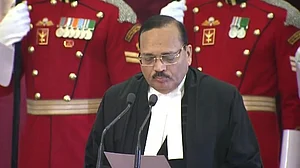 روہنگیا سے متعلق چیف جسٹس آف انڈیا کے تبصرہ سے مایوس سابق ججوں اور سینئر وکلاء نے لکھا کھلا خط