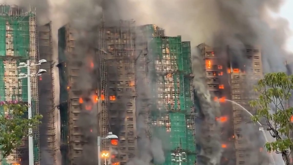 ہانک کانگ کی کثیر منزلہ عمارتوں میں خطرناک آتشزدگی سے ہلاکتوں کی تعداد 83 پہنچی، 279 افراد اب بھی لاپتہ