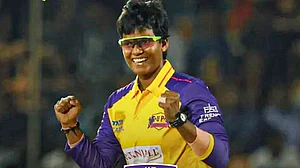 <div class="paragraphs"><p>دیپتی شرما، تصویر سوشل میڈیا، بشکریہ <a href="https://x.com/Sportskeeda">@Sportskeeda</a></p></div>