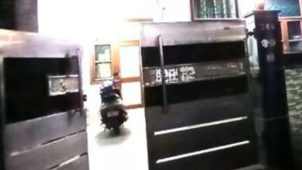 دہلی میں کروڑوں کے زیورات کی چوری، گھر کا ڈرائیور ہی نکلا ملزم، گرفتار