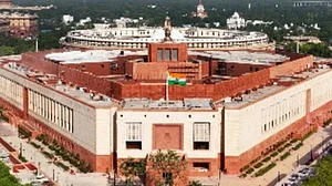 پارلیمنٹ کے سرمائی اجلاس کے پیش نظر کل جماعتی اجلاس منعقد، ایس آئی آر پر حکومت–اپوزیشن میں سخت ٹکراؤ کے آثار