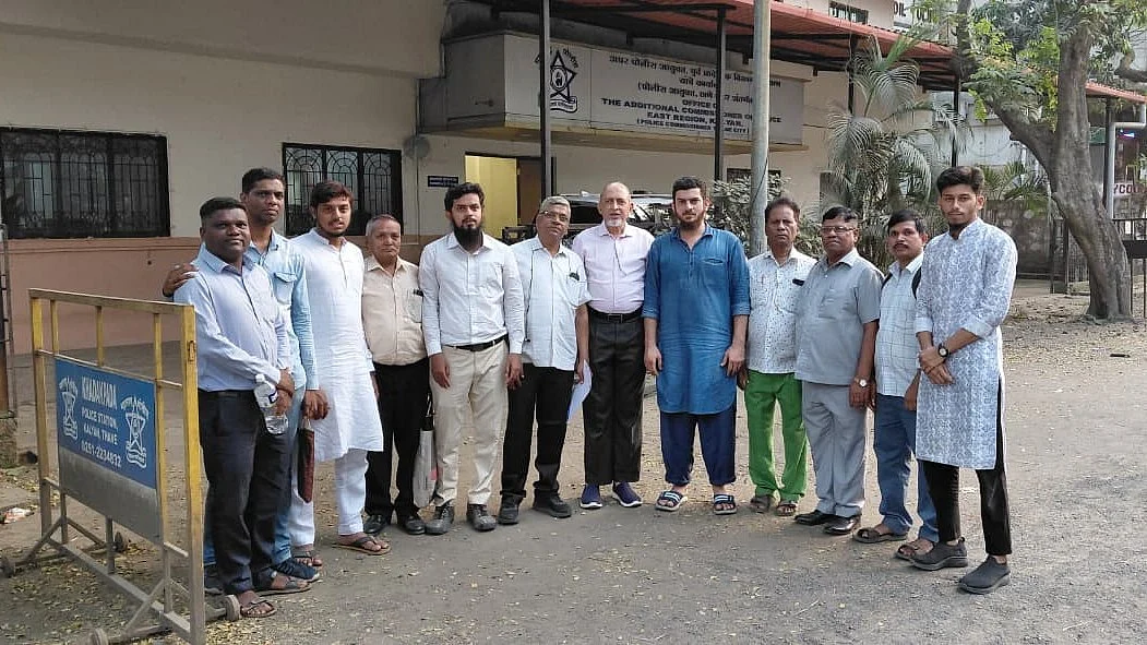 <div class="paragraphs"><p>ایڈیشنل کمشنر آف پولیس سے ملاقات کرنے والا وفد</p></div>