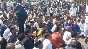 ’ملک نریندر مودی کو معاف نہیں کرے گا‘، مدھیہ پردیش میں جاری کسان تحریک کے حق میں کانگریس نے بلند کی آواز