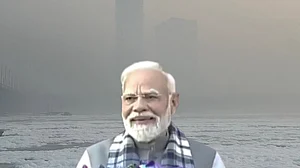 فضائی آلودگی سے بے حال دہلی میں پی ایم مودی کے ’موسم کا مزہ لیجیے‘ والے بیان پر پرینکا گاندھی حیران