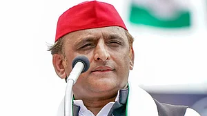 مودی پر اکھلیش کا جوابی حملہ! ’بی جے پی ان بوتھوں پر ووٹ کاٹنا چاہتی ہے جہاں وہ 2024 میں ہاری ہے‘