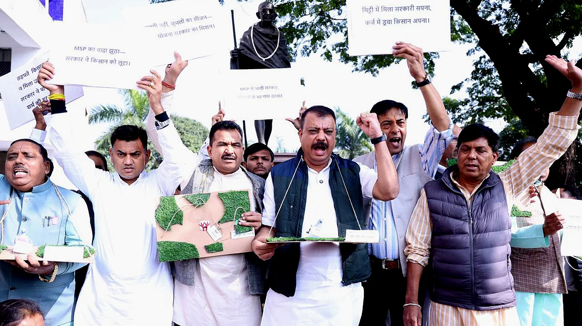 <div class="paragraphs"><p>مدھیہ پردیش اسمبلی میں کانگریس کا احتجاج / آئی اے این ایس</p></div>