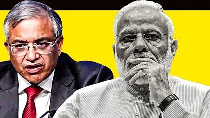 <div class="paragraphs"><p>وزیر اعظم نریندر مودی اور چیف الیکشن کمشنر گیانیش کمار</p></div>