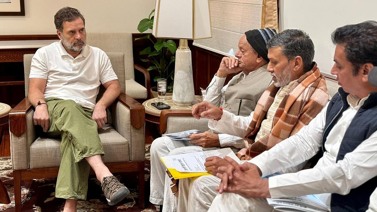 دہلی دیہات میں لوگوں سے زمین چھیننے کی سازش ہو رہی، ہم یہ معاملہ پارلیمنٹ میں اٹھائیں گے: راہل گاندھی