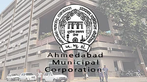 قوانین کی خلاف ورزی پر احمد آباد میں 9 اسپتال سیل، میونسپل کارپوریشن کی سخت کارروائی
