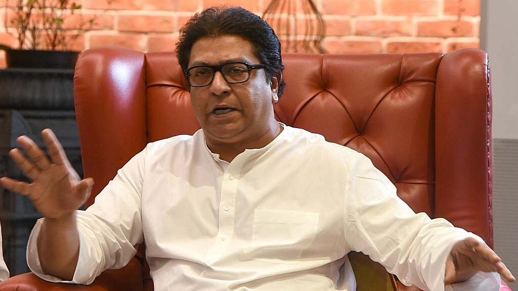 مہاراشٹر کی سیاست میں بڑی تبدیلی! 20 سال بعد سنجے راؤت کے گھر پہنچے راج ٹھاکرے