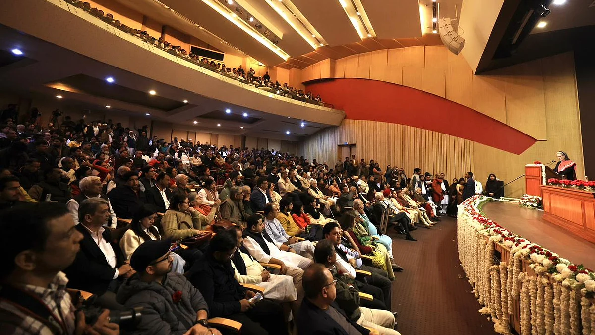 <div class="paragraphs"><p>’دی نہرو سنٹر انڈیا‘ کی افتتاحی تقریب سے خطاب کرتی ہوئی سونیا گاندھی، تصویر ’ایکس‘&nbsp;<a href="https://x.com/INCIndia">@INCIndia</a></p></div>