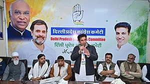 دہلی کانگریس اقلیتی شعبہ نے ’ووٹ چور گدی چھوڑ مہا ریلی‘ کو کامیاب بنانے کے لیے کسی کمر