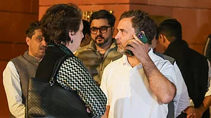 لوک سبھا میں راہل گاندھی نے فضائی آلودگی کا بہت مناسب معاملہ اٹھایا، حکومت بھی بحث پر راضی: پرینکا گاندھی