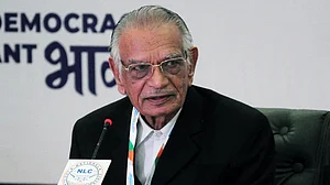 سابق مرکزی وزیر داخلہ اور کانگریس کے سینئر رہنما شیو راج پاٹل کا 91 سال کی عمر میں انتقال