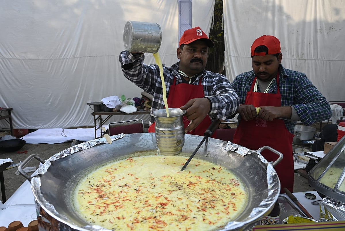 15ویں قومی اسٹریٹ فوڈ فیسٹیول میں لوگوں نے خوب لیے ذائقہ دار پکوان کے مزے، دیکھیں تصویریں