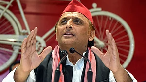 ’اگر آپ حکومت پر تنقید کرتے ہیں تو بی جے پی پرانے کیس کھول کر گرفتار کرتی ہے‘: اکھلیش یادو