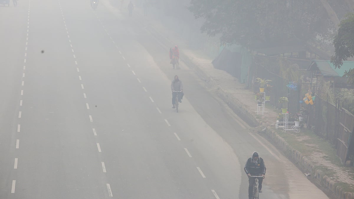 گیارہویں جماعت تک پڑھائی ہائبرڈ موڈ میں، گھر سے پچاس فیصد تک ملازم کام کریں گے، دہلی میں گریپ4 نافذ