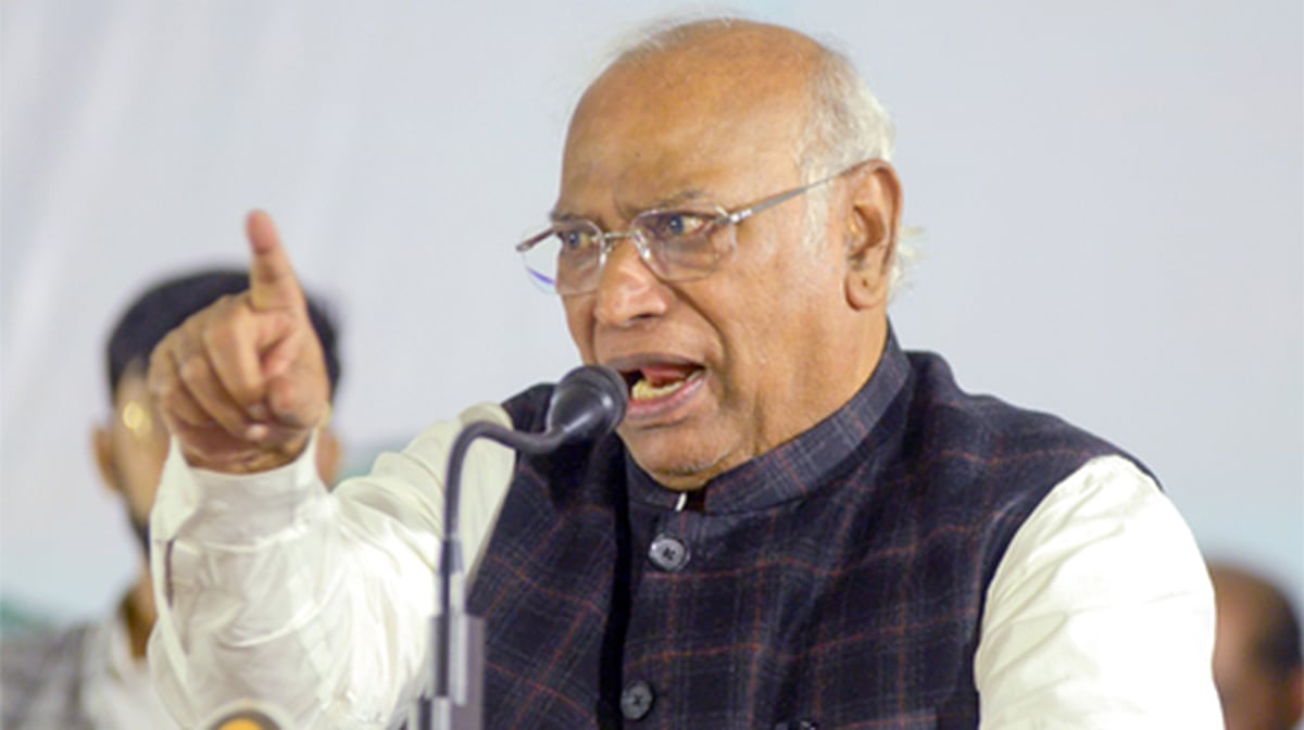 ووٹ چوری کے خلاف دہلی میں کانگریس کی میگا ریلی، کھڑگے نے کہا- ’لوگوں تک پہنچانا چاہتے ہیں پیغام‘