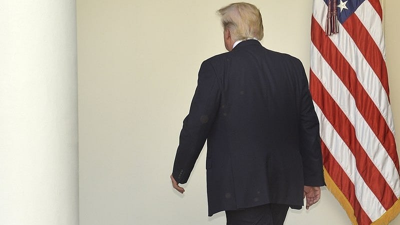 جیفری ایپسٹین سے متعلق کئی فائلیں غائب! امریکہ میں بے چینی