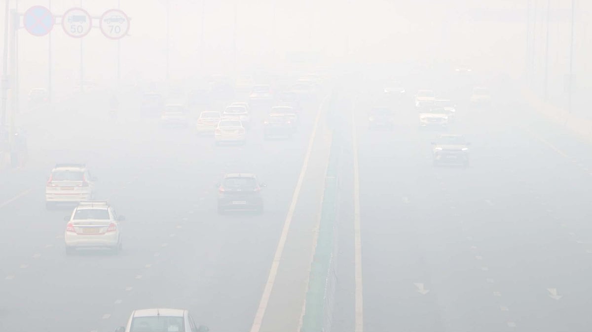 <div class="paragraphs"><p>دہلی میں شدید کہرا&nbsp;</p></div>