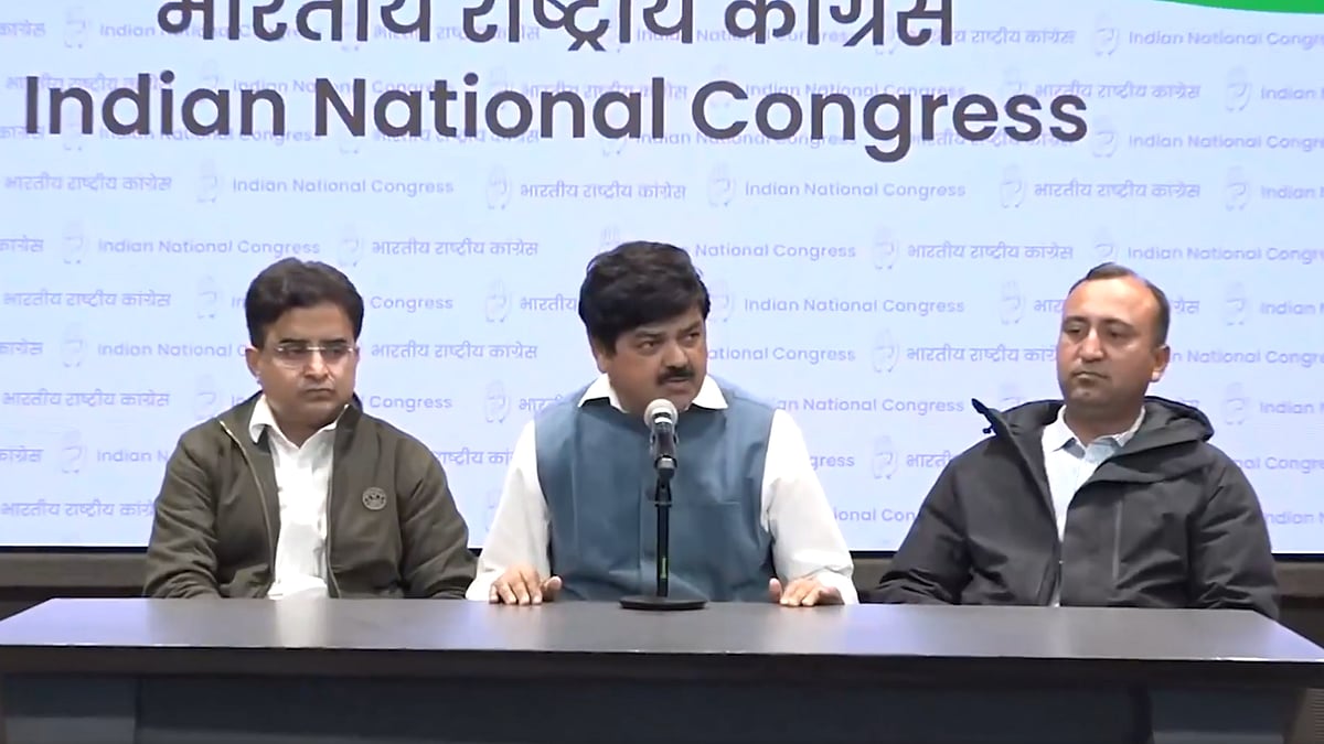 <div class="paragraphs"><p>اتراکھنڈ کانگریس کے صدر گنیش گودیال پریس کانفرنس کرتے ہوئے، ویڈیو گریب</p></div>