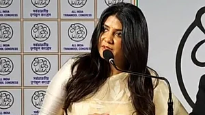 مغربی بنگال اسمبلی انتخاب کی تیاریوں میں مصروف بی جے پی کو لگا جھٹکا، اداکارہ پارنو مترا ترنمول کانگریس میں شامل