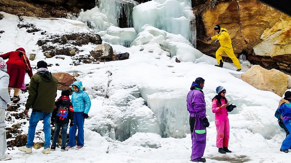 <div class="paragraphs"><p>ہماچل میں برفباری / آئی اے این ایس</p></div>