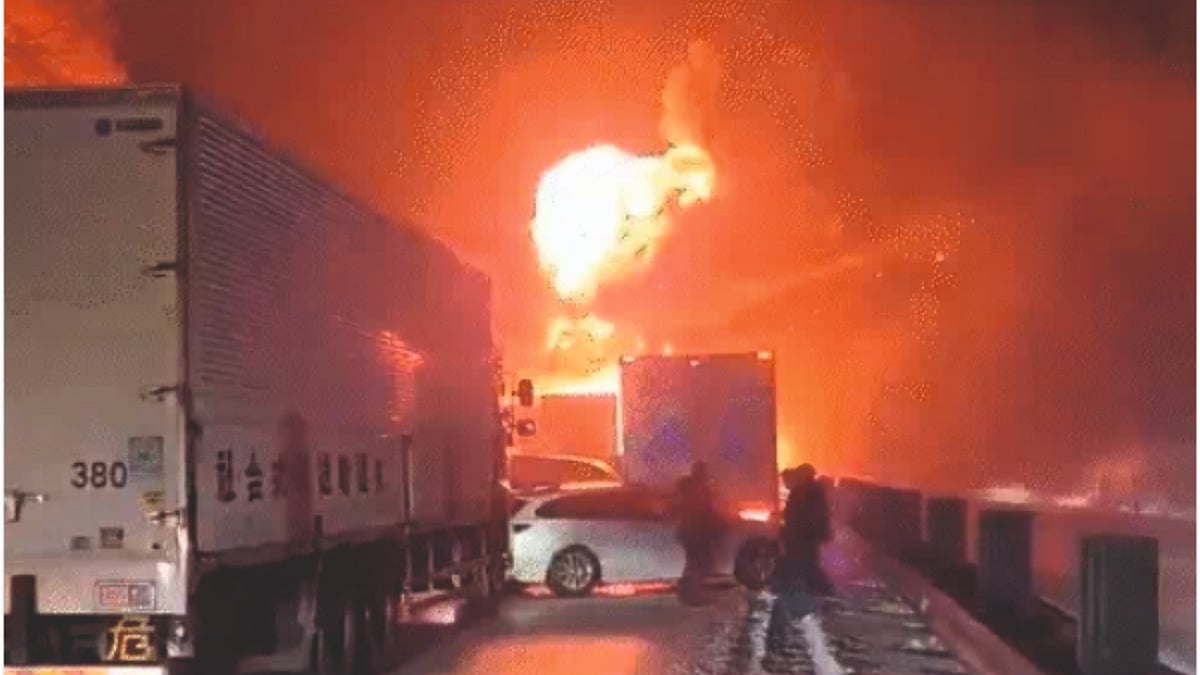 جاپان میں خوفناک حادثہ، ایکسپریس وے پر ٹکرائیں 50 سے زائد گاڑیاں، خاتون کی موت، 26 سے زائد زخمی