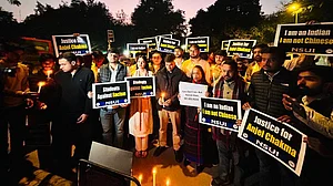 <div class="paragraphs"><p>اینجل چکما کے لیے انصاف کا مطالبہ کرتے ہوئے نکالا گیا کینڈل مارچ</p></div>