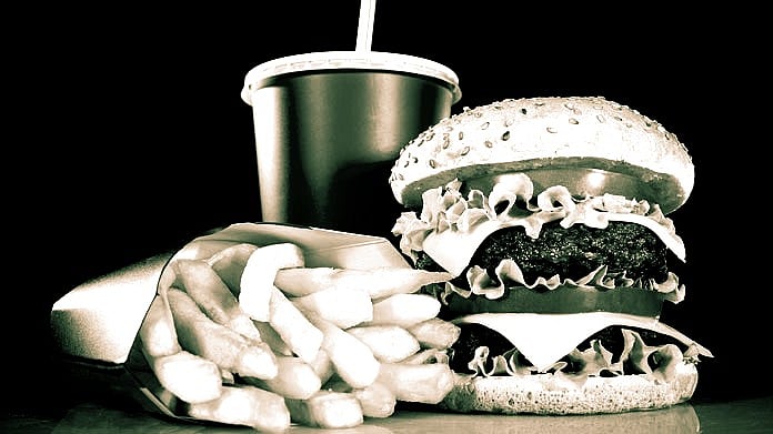 اتر پردیش کی طالبہ علمہ قریشی کی موت ایک سبق، برگر اور نوڈلس کے زیادہ استعمال سے دماغ میں بن گیا تھا گانٹھ