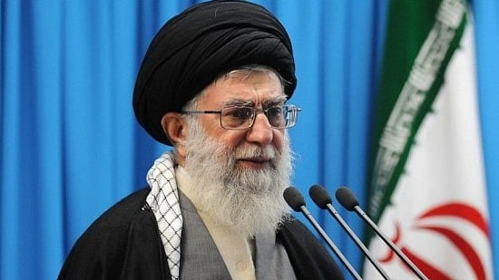 ’ہم کرائے کے قاتلوں کے سامنے نہیں جھکیں گے‘:آیت اللہ علی خامنہ ای نے امریکہ کو خبردار کیا