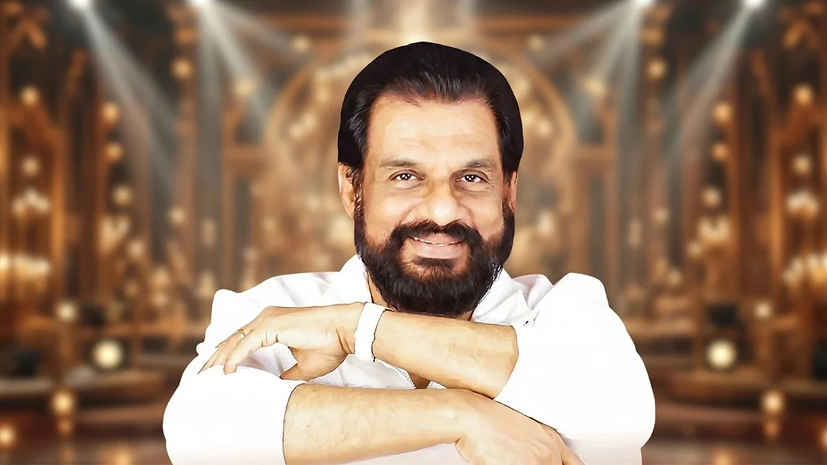 <div class="paragraphs"><p>گلوکار یسوداس</p></div>