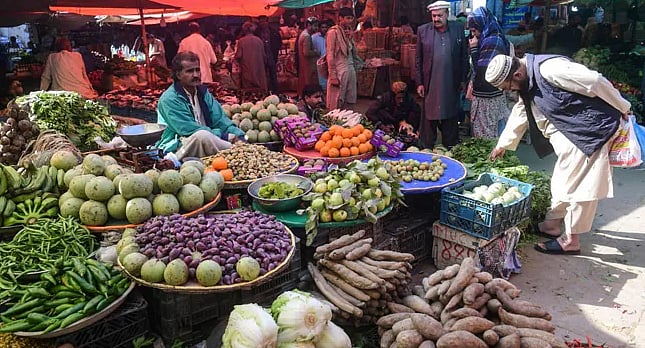 <div class="paragraphs"><p>پاکستان میں مہنگائی، تصویر سوشل میڈیا</p></div>