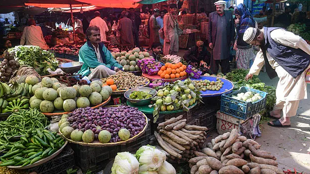 <div class="paragraphs"><p>پاکستان میں مہنگائی، تصویر سوشل میڈیا</p></div>